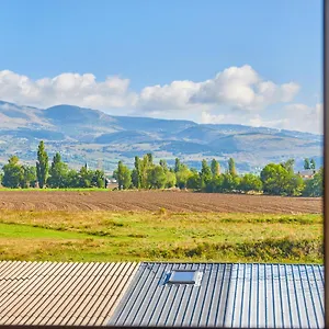  Apartamento Beautiful Mountainside With Kitchen In